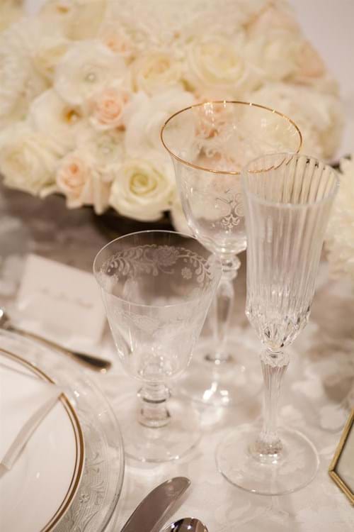 Image 15 of Luxury White & Gold Wedding Style