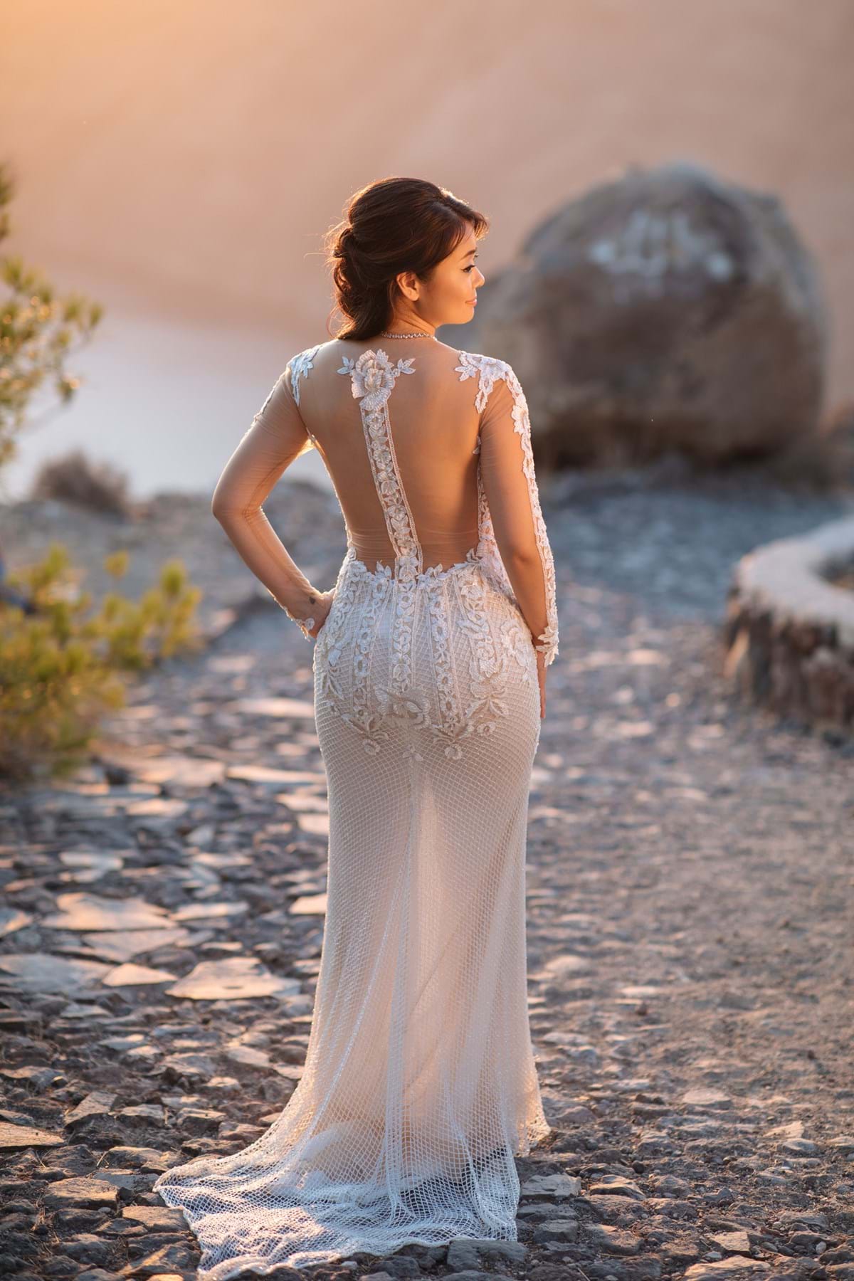 Destination Wedding Dress Inspiration for a Summer Soiree in Greece